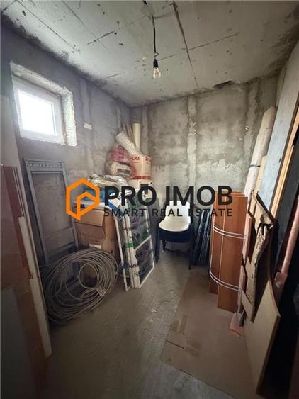 Casă individuală cu 4 camere cu Teren 1004 Mp în Costești