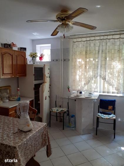 Apartament cu 4 camere în Central