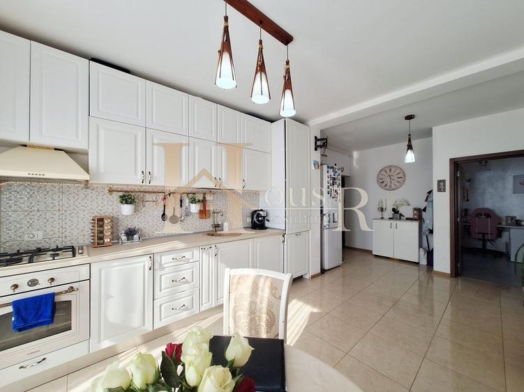 Apartament cu 2 camere decomandat, mobilat în Girocului