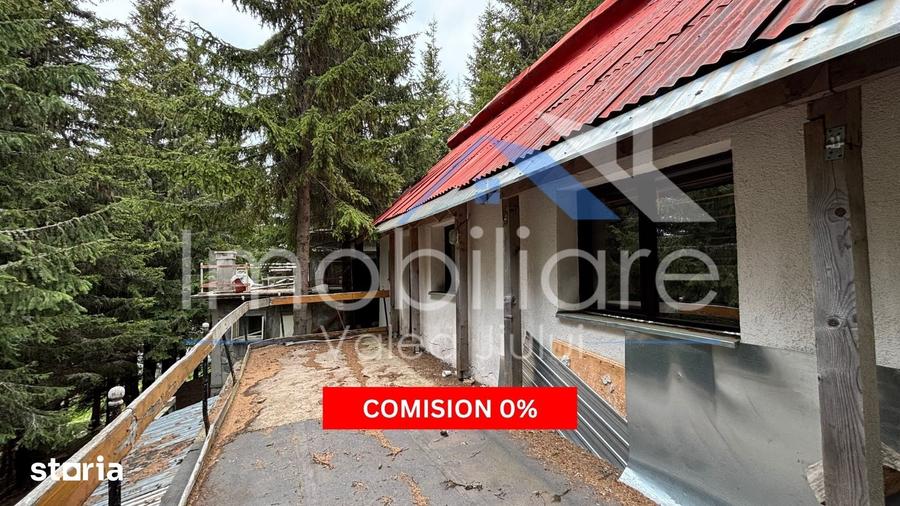 Casă cu 5 camere decomandat cu Teren 100 Mp în Petros