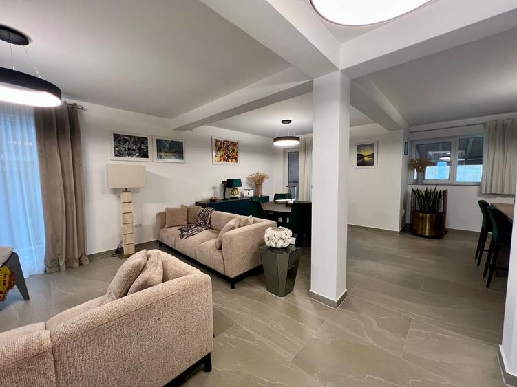 Duplex cu 4 camere cu Canalizare în Dezmir