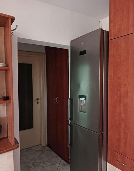 Apartament cu 2 camere decomandat, mobilat în Răcădău