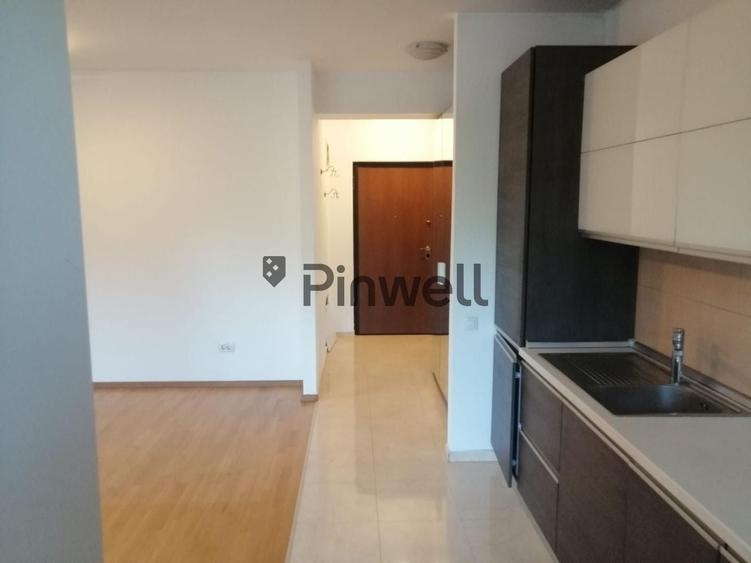 Apartament cu 2 camere semidecomandat în Băneasa