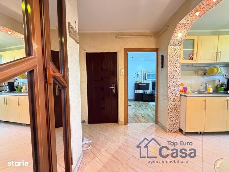 Apartament cu 2 camere decomandat în Central