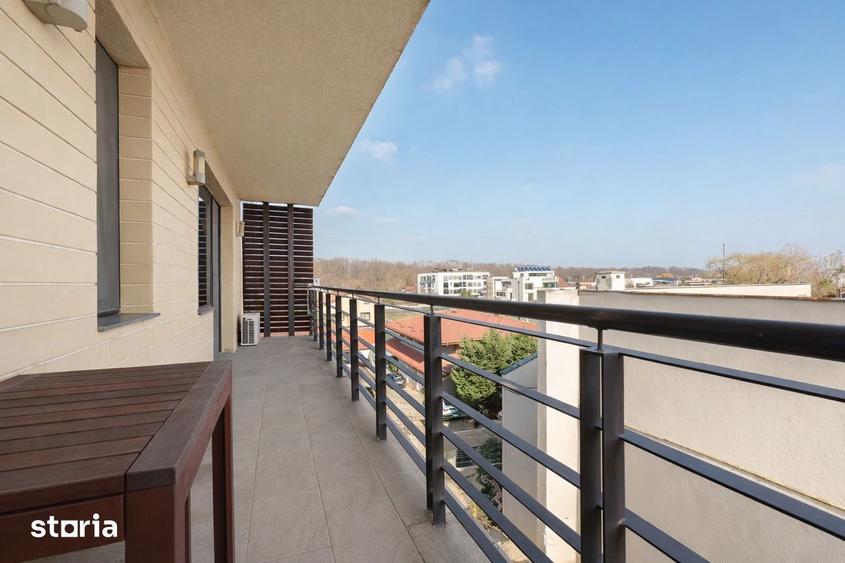 Apartament cu 4 camere, mobilat în Central