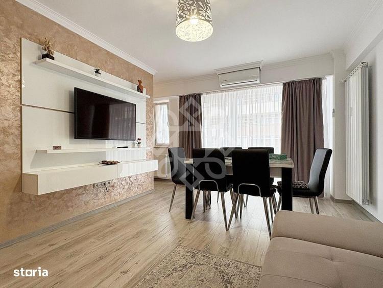 Apartament cu 3 camere decomandat în Ciupercenii Noi
