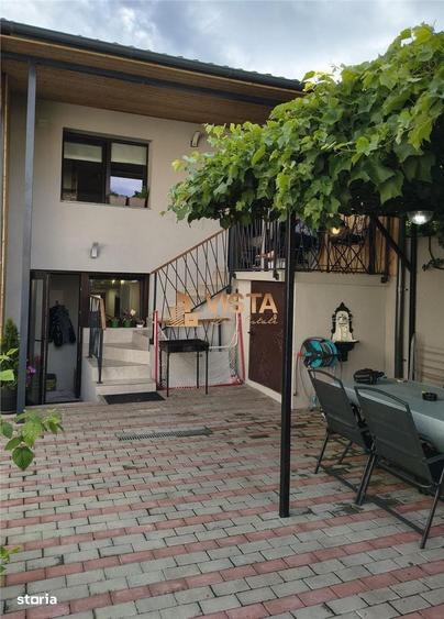 Casă cu 3 camere în Astra