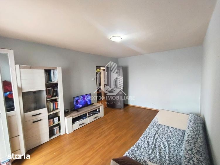 Apartament cu 2 camere decomandat în CET