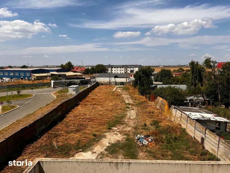 Spațiu comercial, de 2,589 mp, în Central