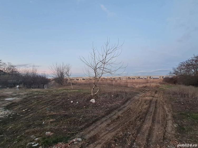 Teren de 1000 mp, în Manolache