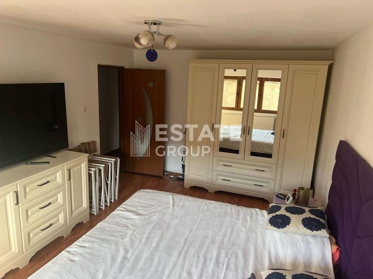 Apartament cu 3 camere decomandat, mobilat în Mircea cel Bătrân