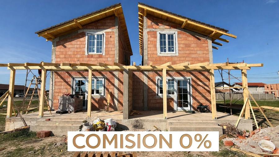 Duplex cu 4 camere cu Canalizare în Moșnița Nouă