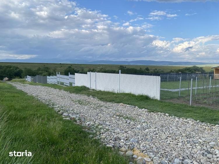 Teren de 400 mp, în Central
