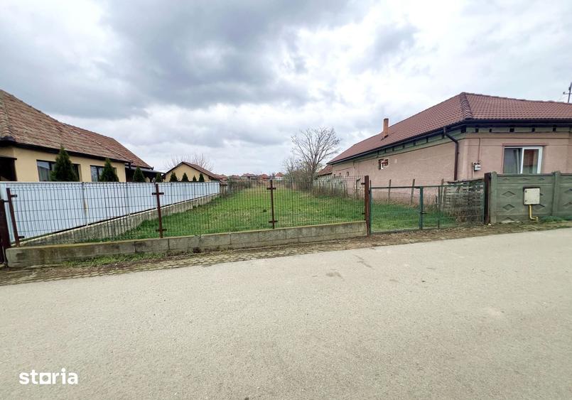 Teren de 1708 mp, în Crăciunelu de Jos