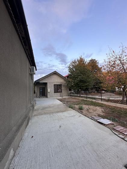 Casă cu 3 camere în Central