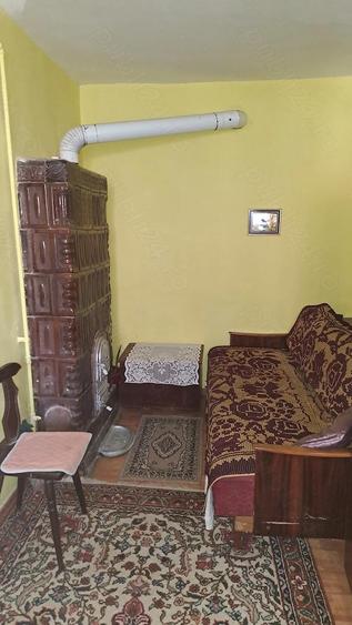 Casa rurala cu 2 cladiri pe curte - 1