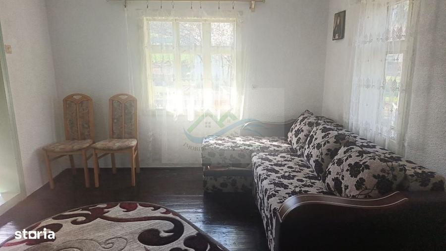Casă cu 3 camere în Drăgoiești