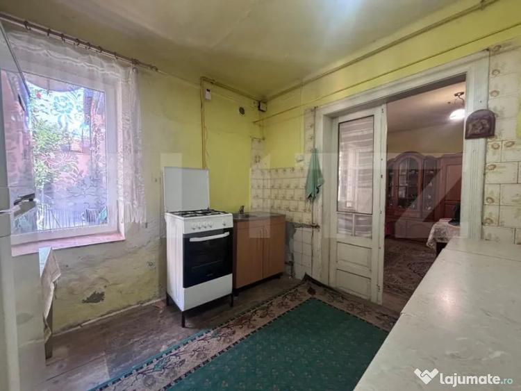 Garsonieră decomandată în Central