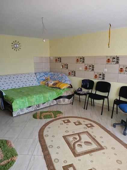 Casă cu Teren 1000 Mp în Câmpu Mare
