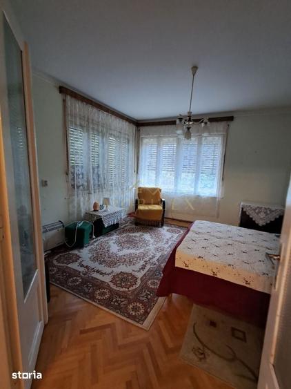 Casa P+1 cu doua apartamente independente, teren de 385 mp Dambul - 13