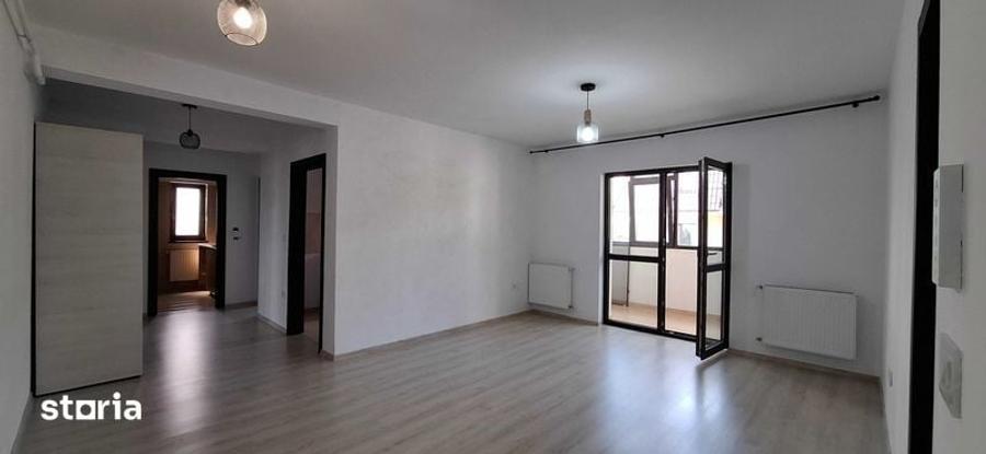 Apartament cu 3 camere decomandat în Valea Lupului