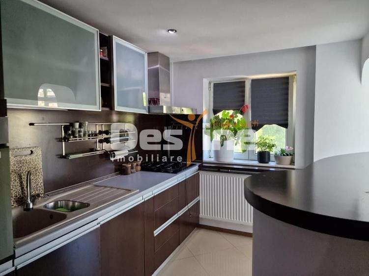 Apartament cu 3 camere decomandat, mobilat în 13 Septembrie