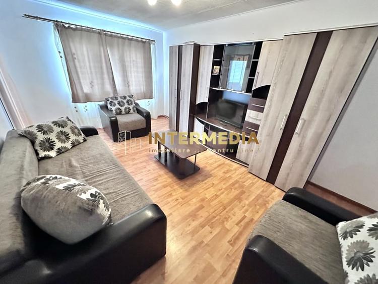 Apartament cu 2 camere decomandat, mobilat în Cetate