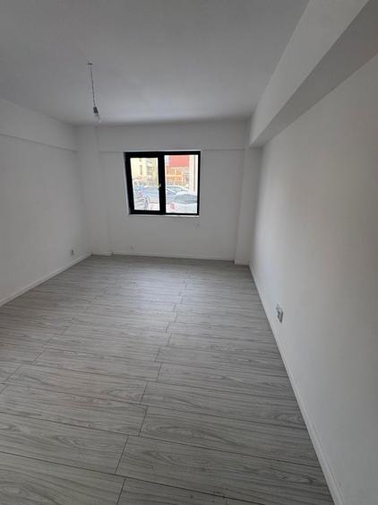 Apartament cu 2 camere decomandat în Prelungirea Ghencea