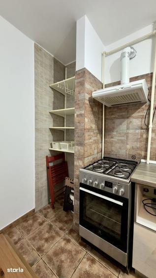 Apartament cu 2 camere semidecomandat, mobilat în Pantelimon
