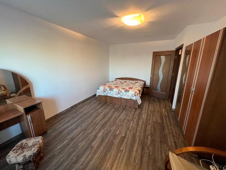 Garsonieră decomandată în Domenii