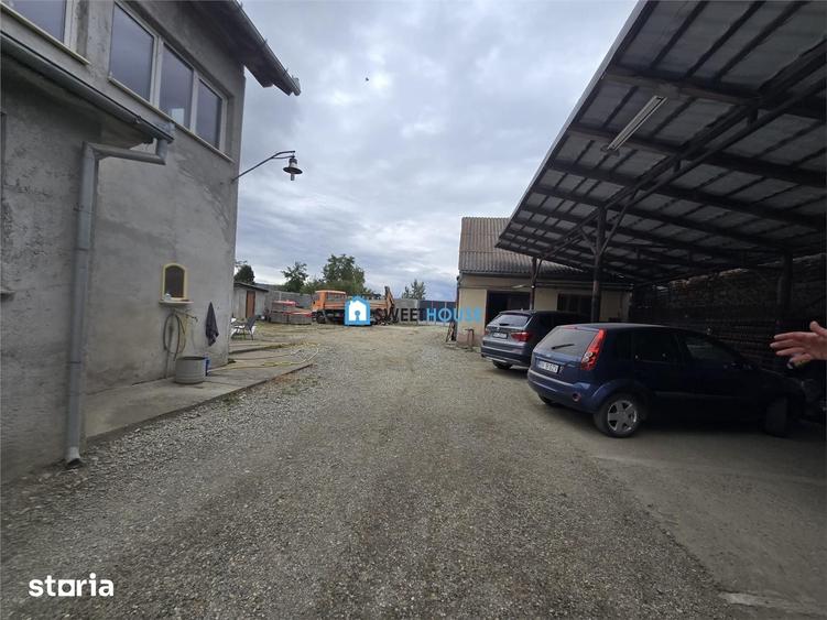 Casă cu 8 camere cu Teren 3000 Mp în Beclean