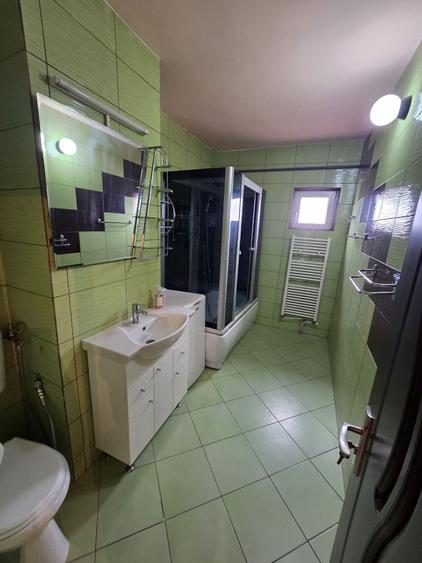 Apartament cu 2 camere decomandat în UTA