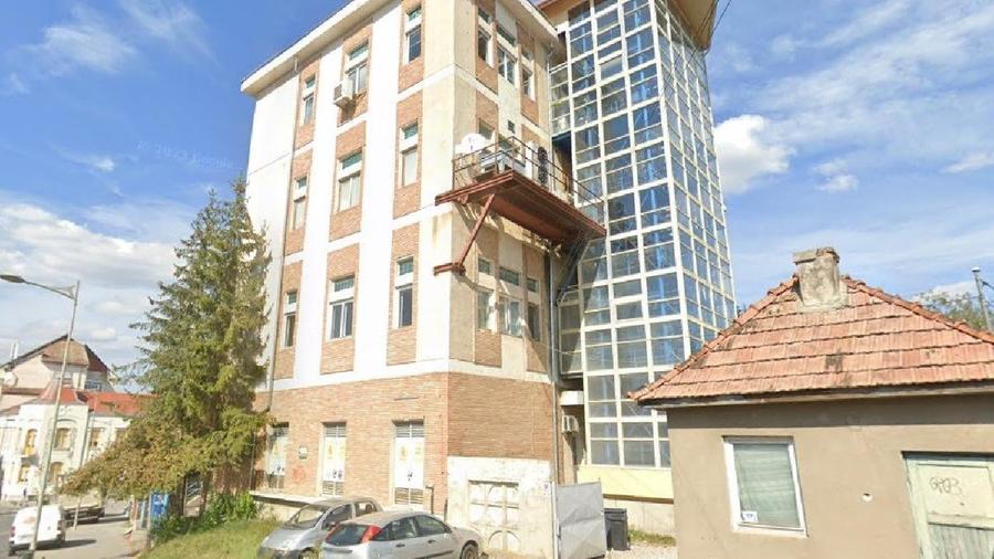 Spațiu comercial, de 2,260 mp, în Ultracentral