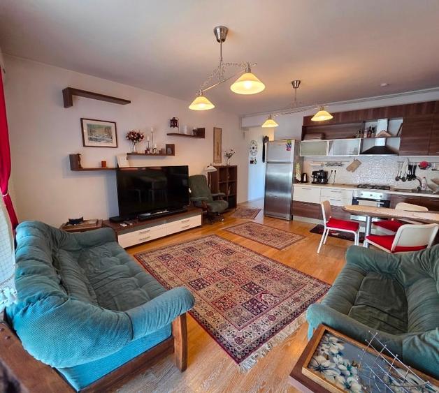 Apartament cu 2 camere decomandat, mobilat în Bucureștii Noi