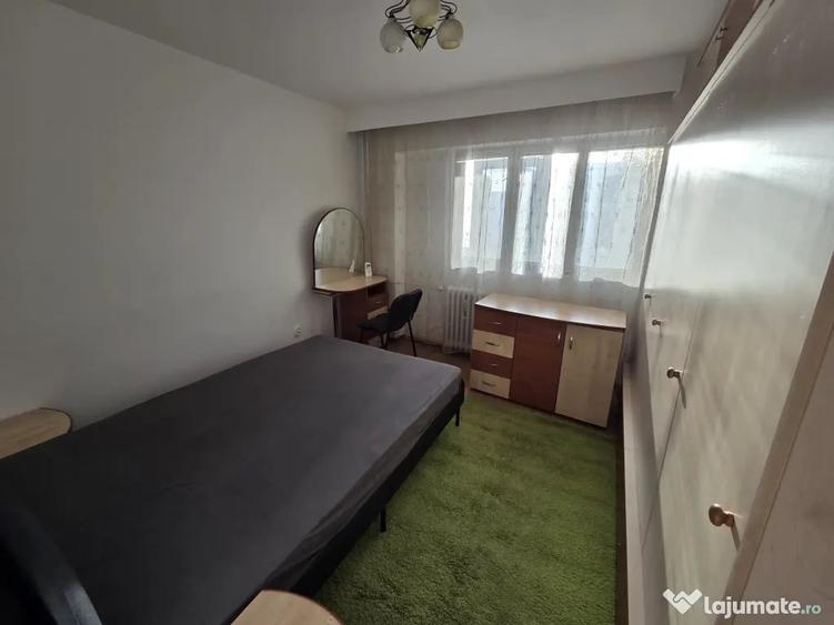 Apartament cu 2 camere decomandat în Sud