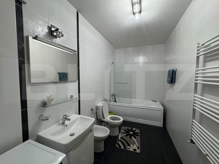 Apartament cu 2 camere decomandat, mobilat în Soarelui