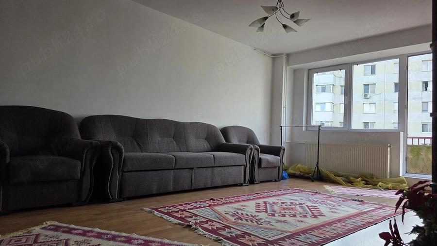 Apartament cu 2 camere decomandat în Central