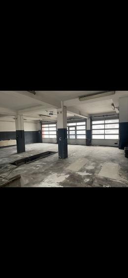 Spațiu comercial, de 250 mp, în Giroc