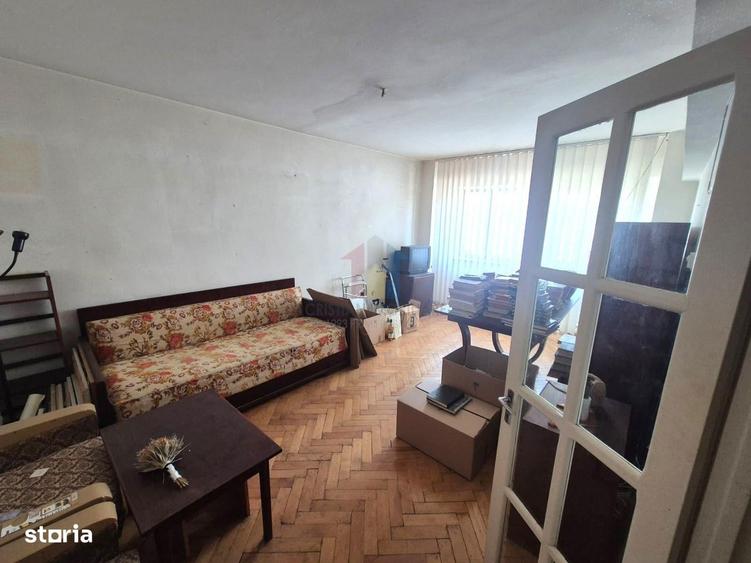 Apartament cu 2 camere decomandat în Călărași