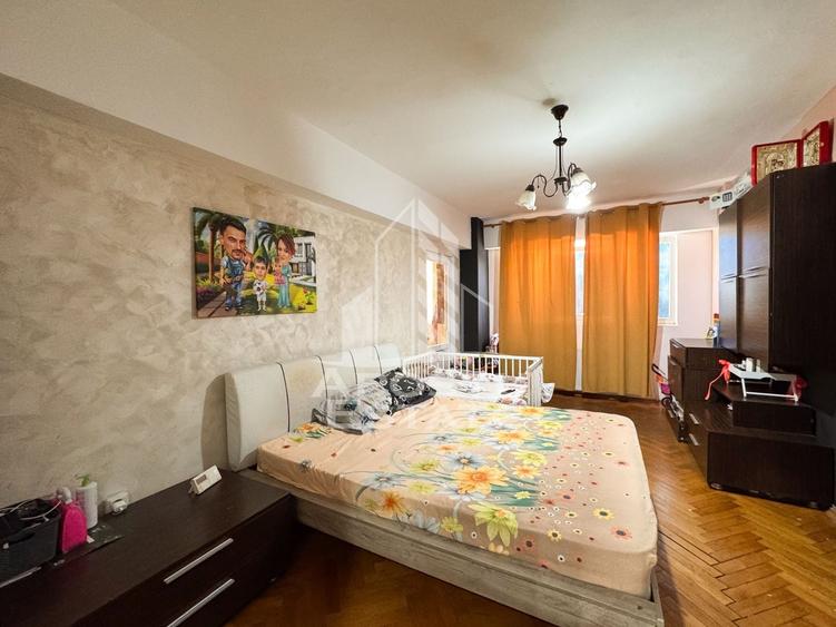 Apartament cu 4 camere decomandat, mobilat în Șagului