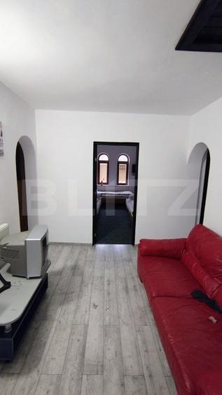 Casă individuală cu 11 camere cu Canalizare în Predeal