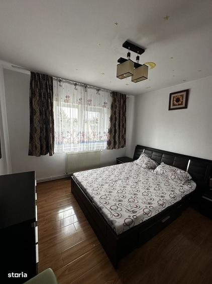 Apartament cu 3 camere în Eremia