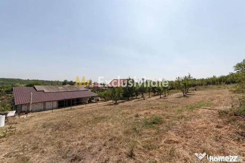 Casă cu 4 camere cu Teren 1175 Mp în Central