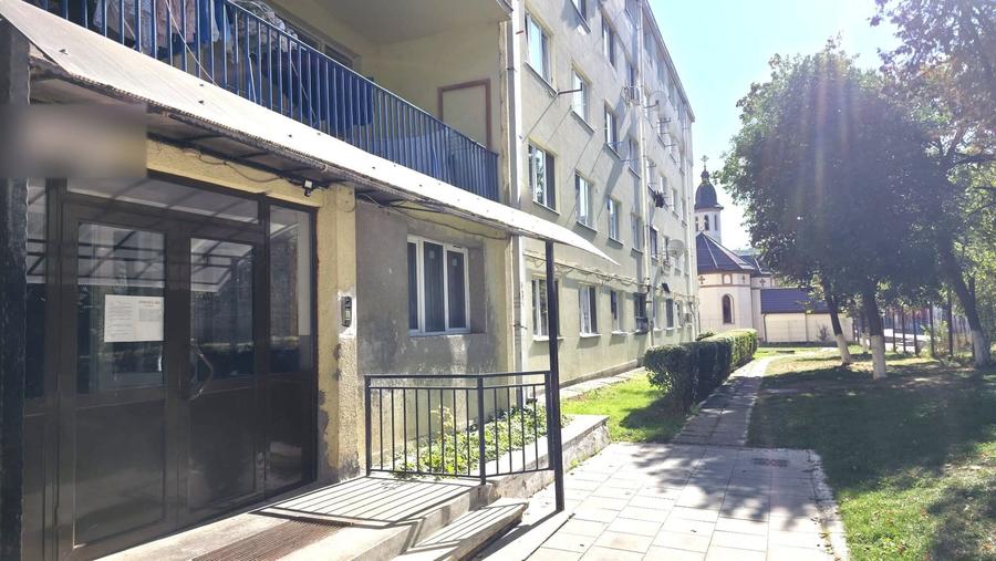 Garsonieră semidecomandată în Dâmbul Rotund