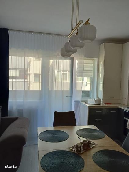 Apartament cu 3 camere în Theodor Pallady