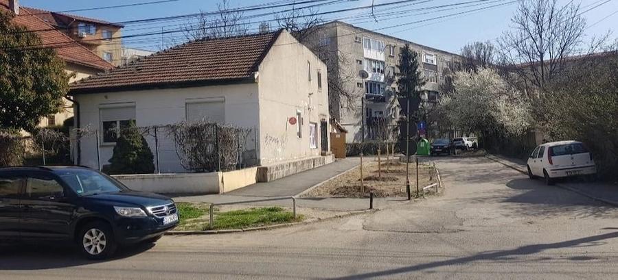 Casă cu 4 camere cu Teren 309 Mp în Girocului