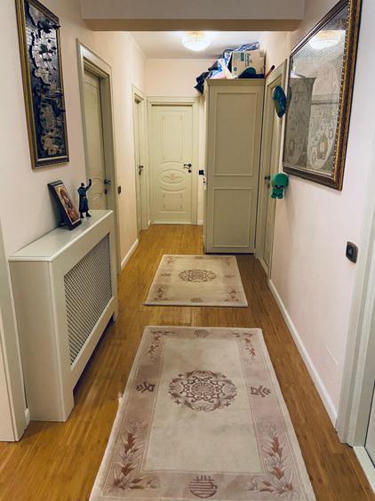 Apartament cu 3 camere decomandat, mobilat în Faleza Nord