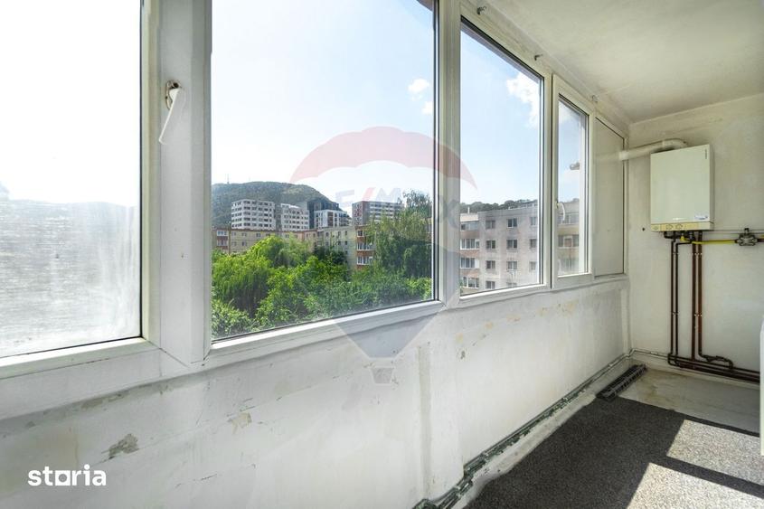Apartament cu 3 camere în Astra