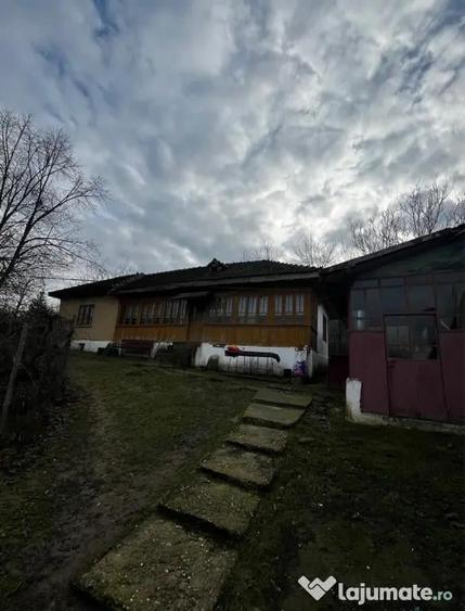 Casă individuală cu 3 camere cu Canalizare în Brabova