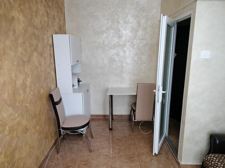 Apartament cu 2 camere decomandat în Micro 19